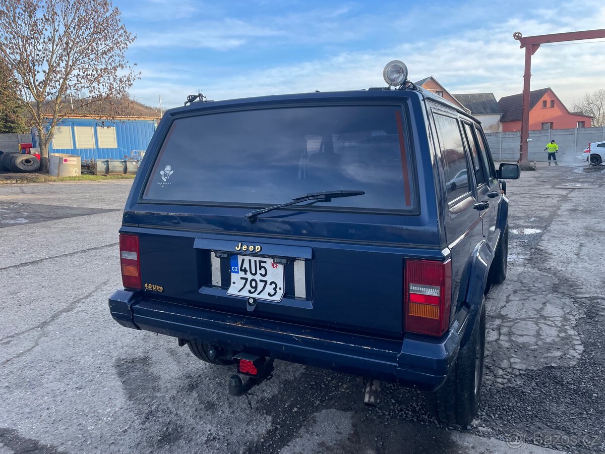 Jeep cherokee xj - 2