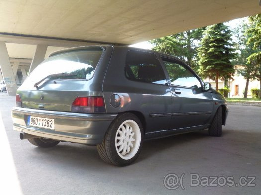 Renault Clio 1.8 16V - 2