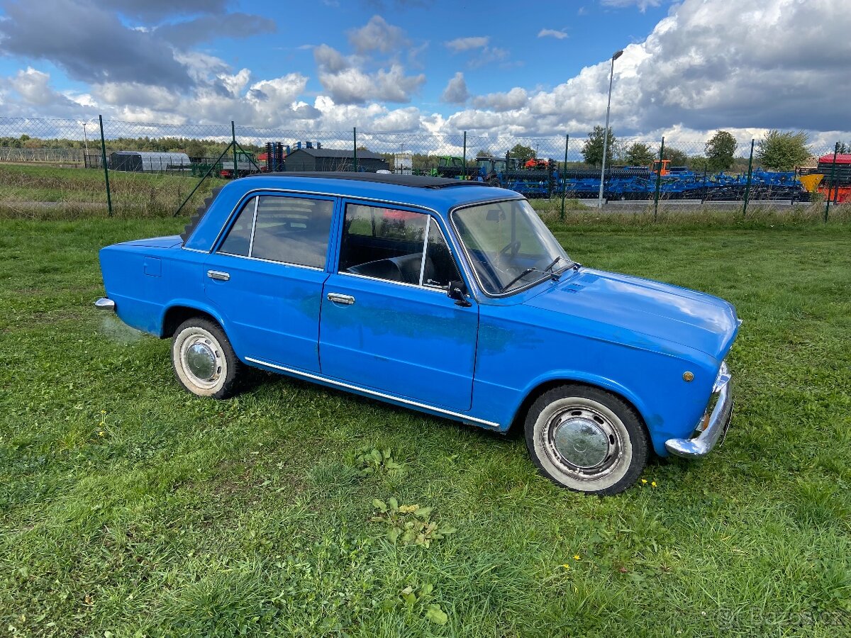 VAZ 2101 s TP - 2