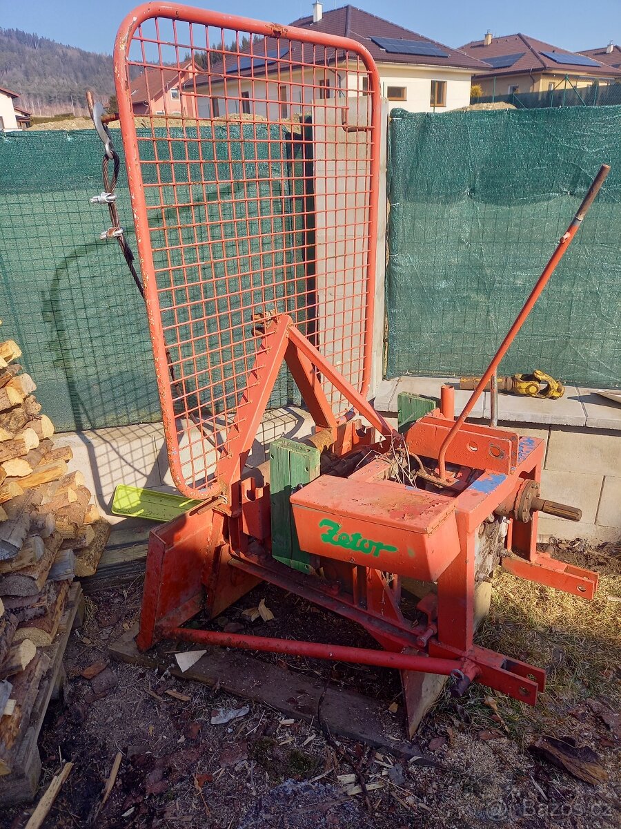 Naviják za traktor v3s