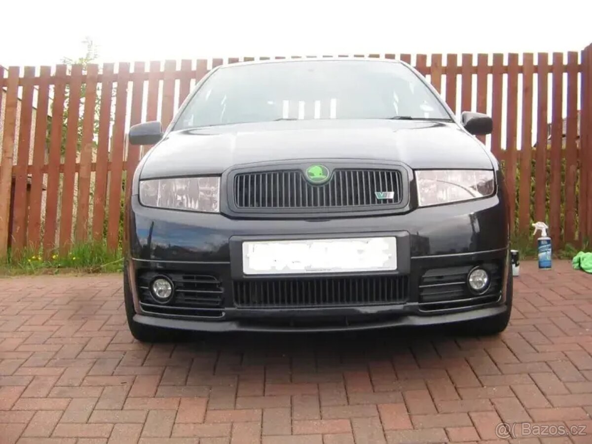 Lipo pod nárazník na Skoda Fabia 2 RS - Černý Lesk - 2