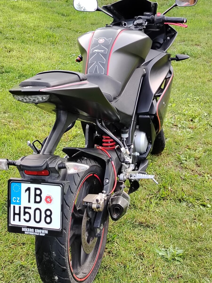 Yamaha yzf-r