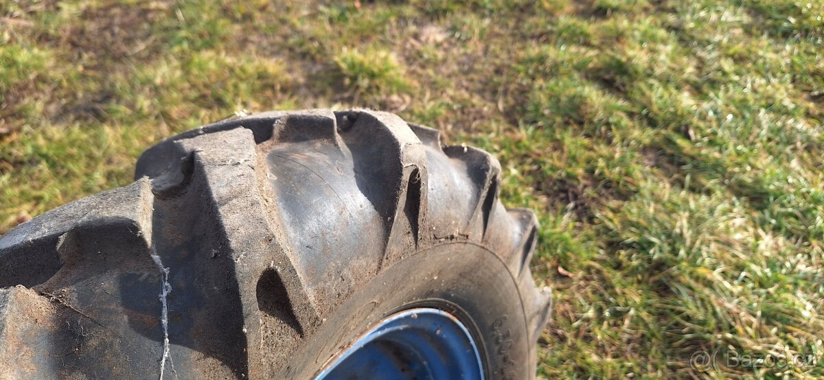 Disk na přední kola Zetor 3011, 3511 s plášťem - 2