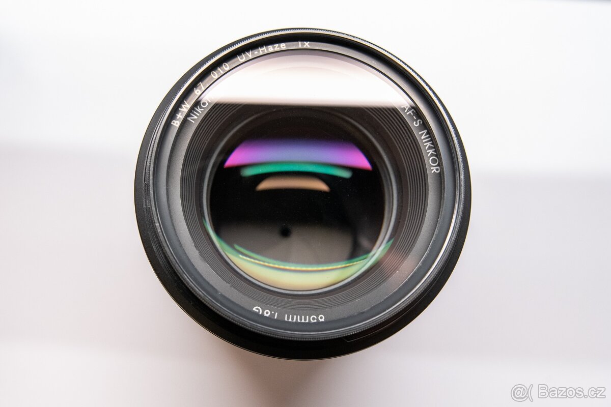 Objektiv Nikon 85 mm f/1,8 AF-S G + UV filtr B+W - 2