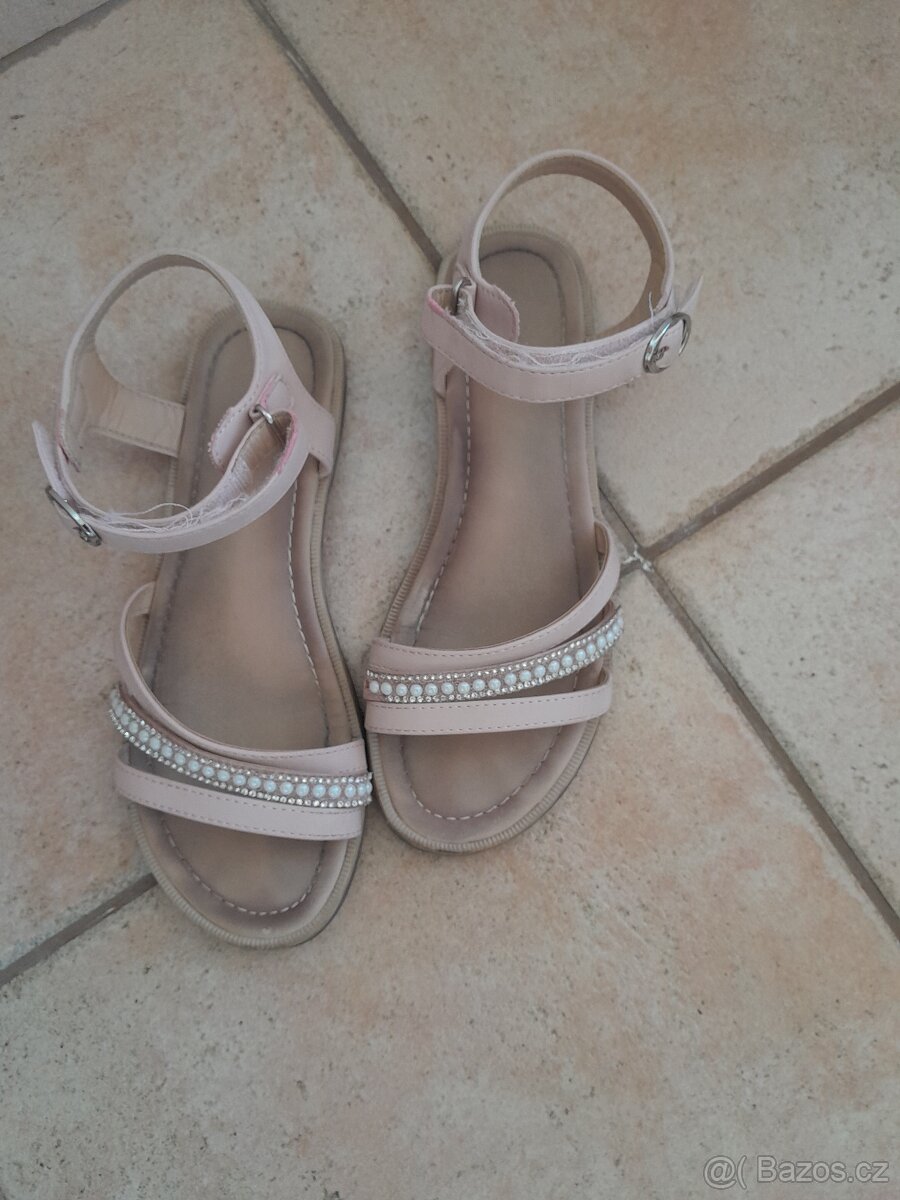 Divci sandaly vel. 36 - 2