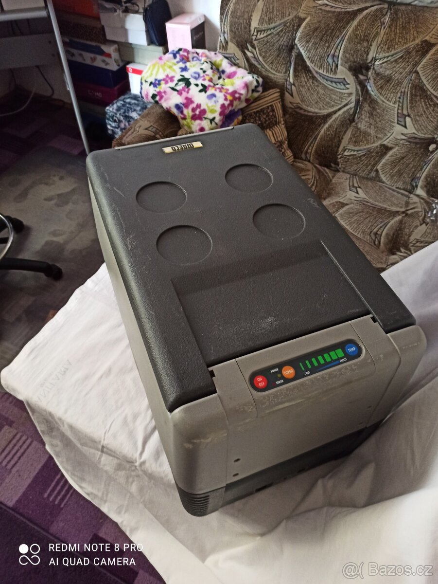 Stará kompresorová autolednice Waeco CF - 35 - 2