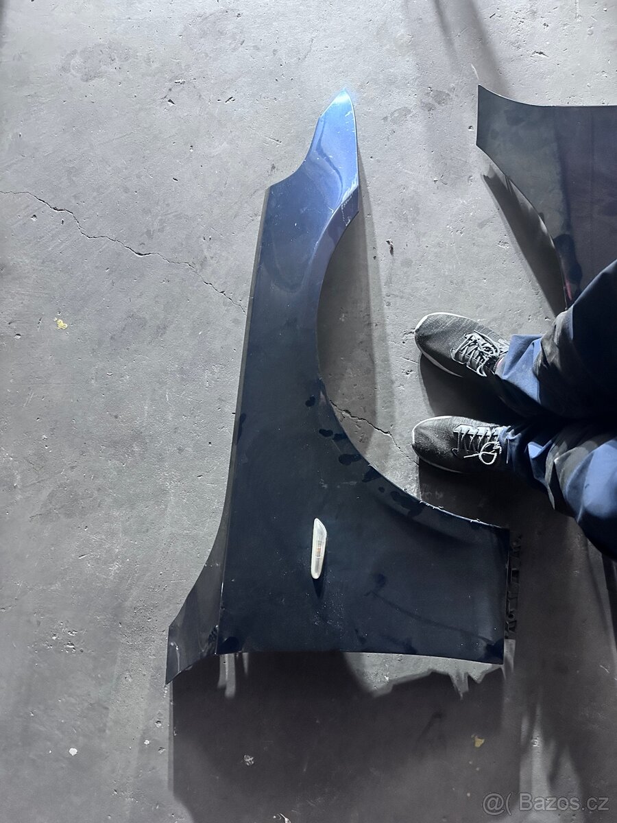 Blatníky bmw e60/61 přední levý/pravý - 2