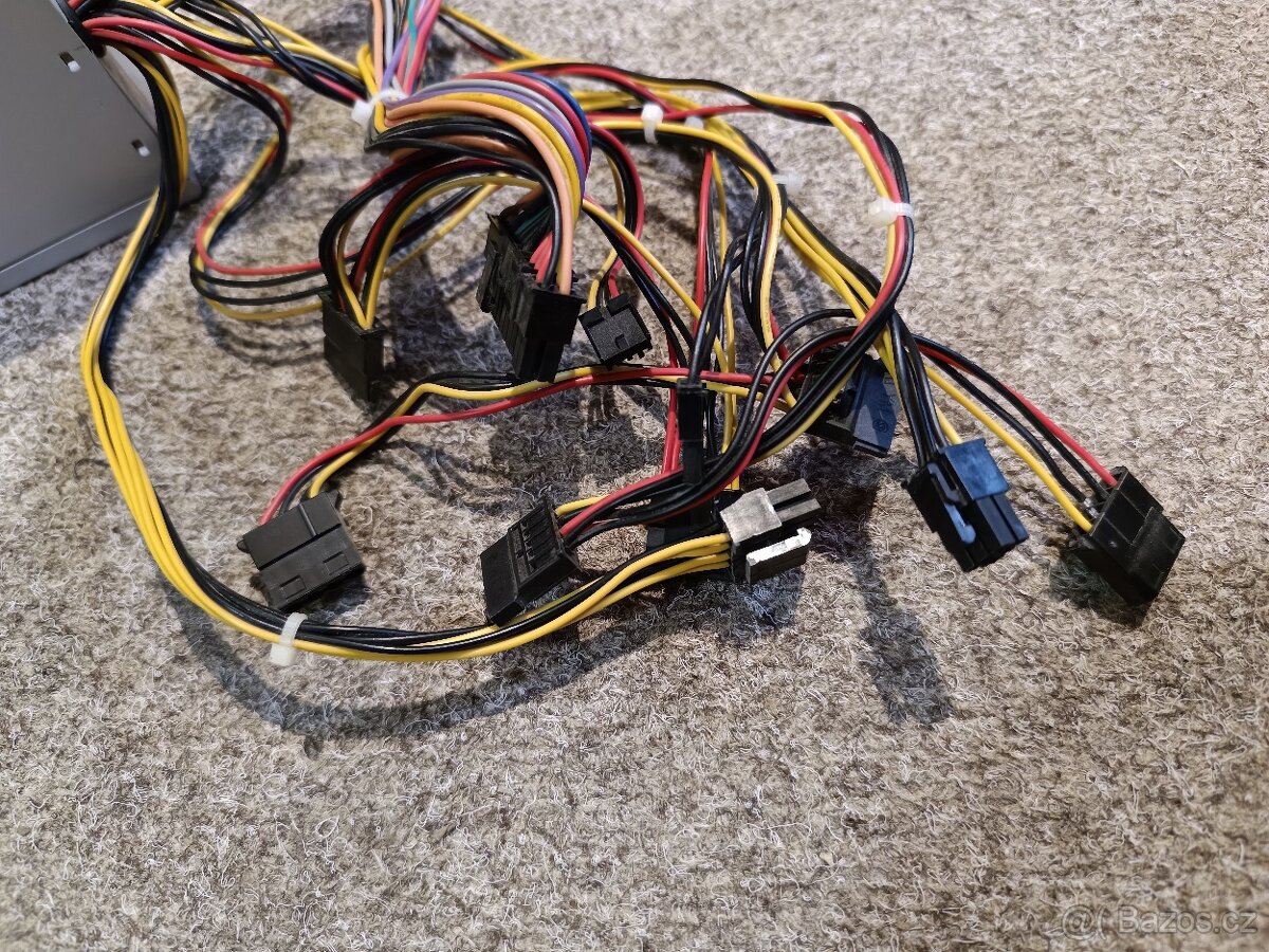 Set pro externí připojení 10 ks pevných disků k PC - 2