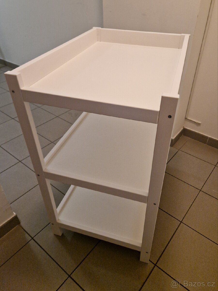 Přebalovací pult Klups - 2