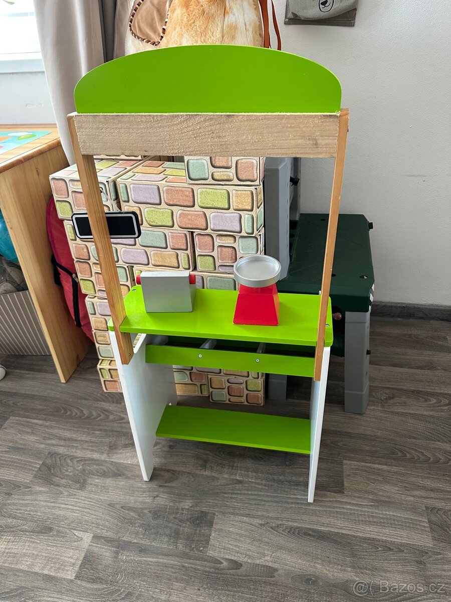 Dřevěný obchod dětský - 2