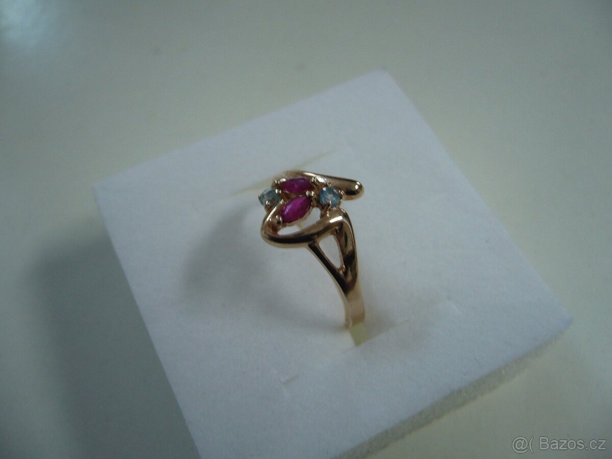 STAROŽITNÝ,ZLATÝ PRSTEN - 2