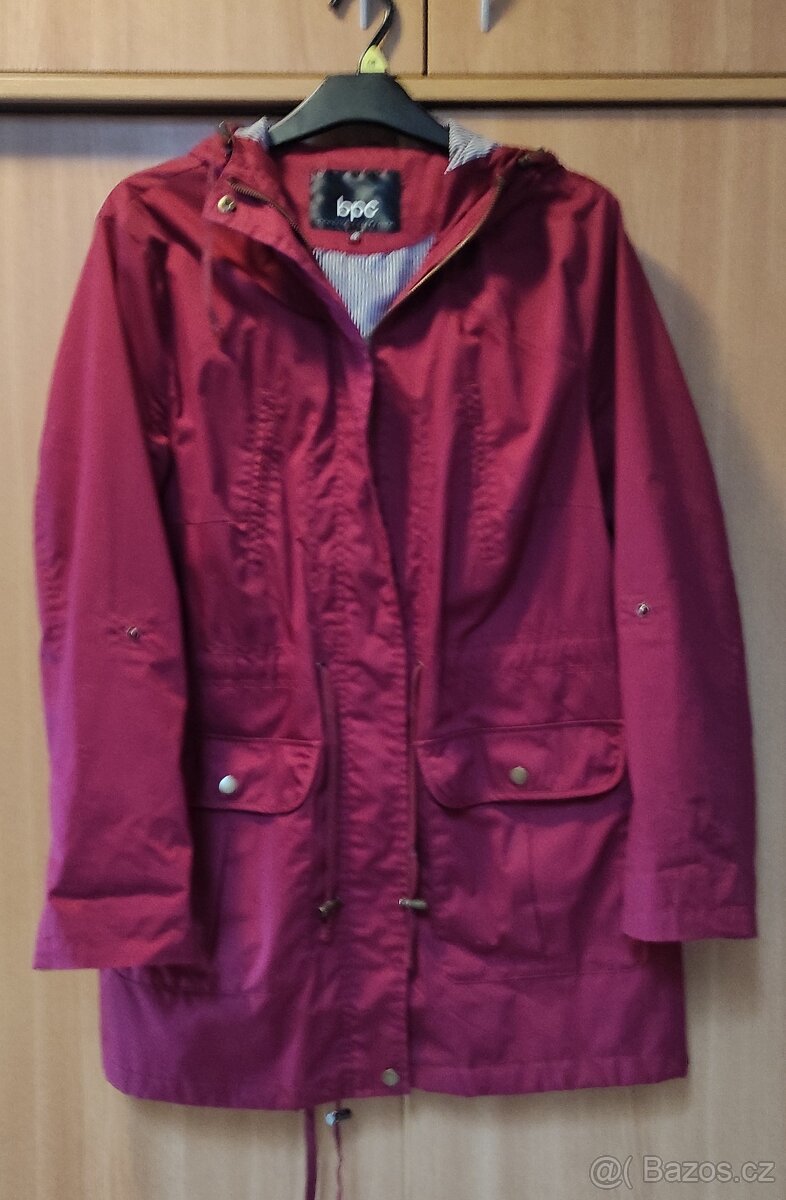 Kabát- Párka s kapucí - 2