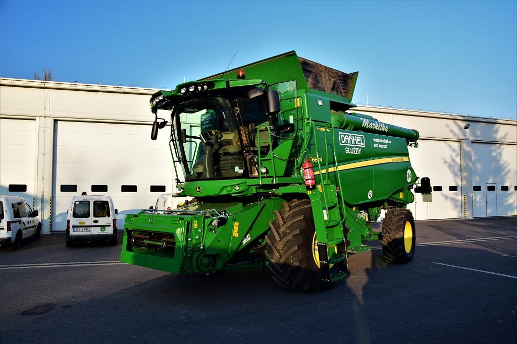 Sklízecí mlátička John Deere T660 HM č.34 - 2