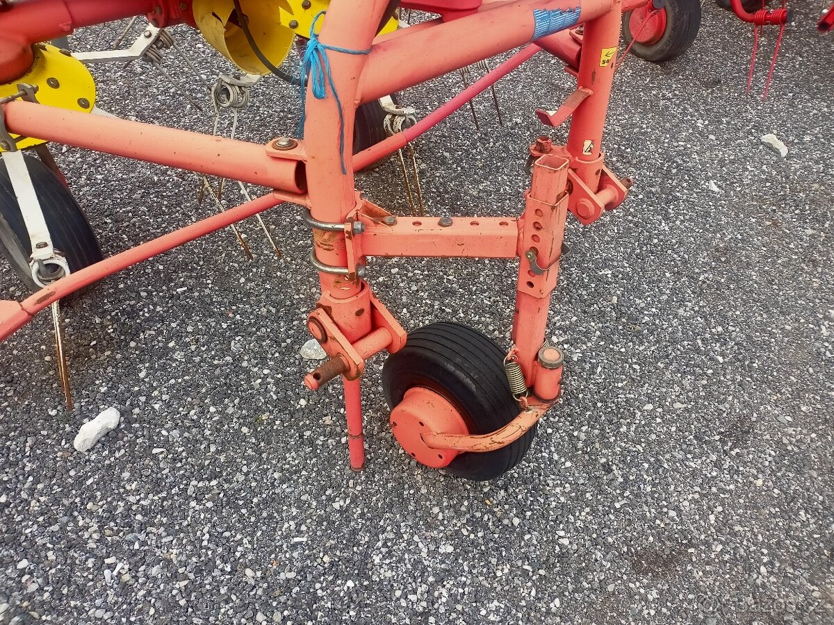 Obraceč sena PÖTINGER 6,9 m - 2