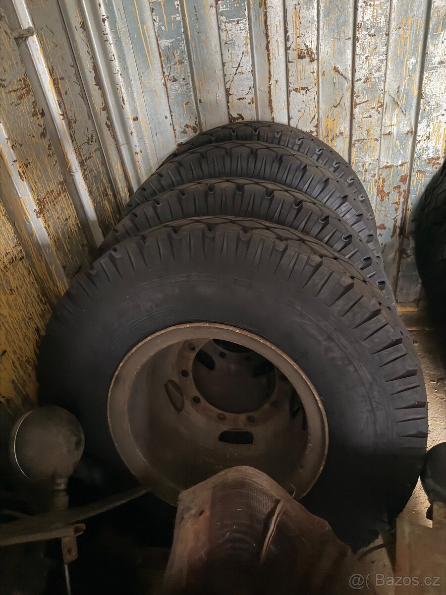 Kola na Tatru 815 - 2