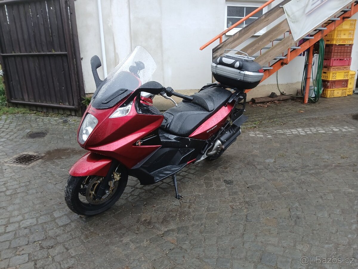 Gilera GP 800 - 2
