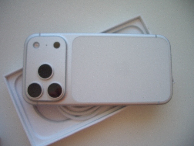 APPLE IPHONE 17 pro - 2