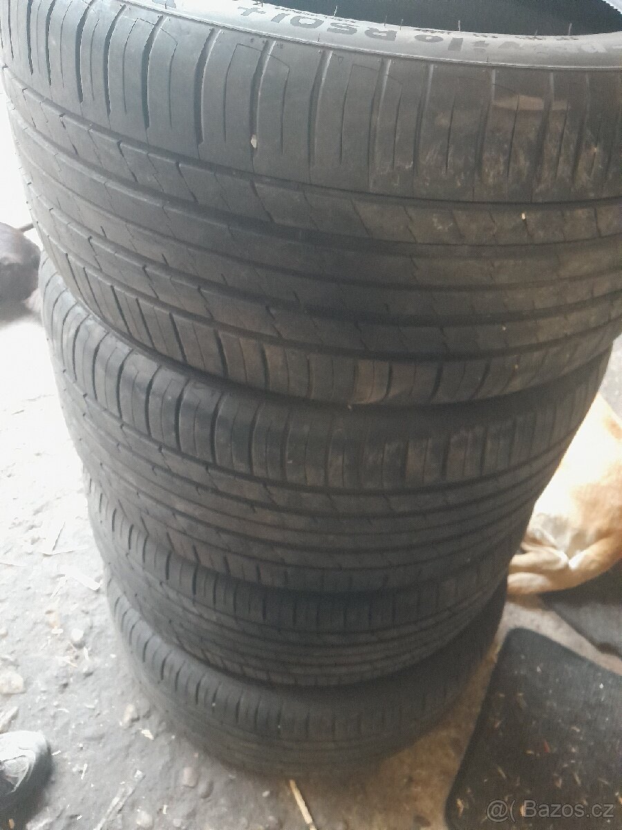 Letní 305/40/20 a 275/45/20 - 2