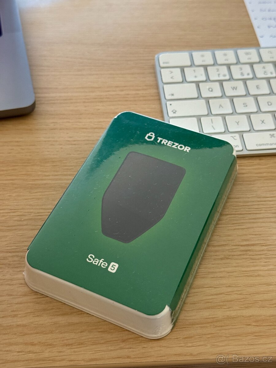 Hardware peněženka Trezor Safe 5 a Model T (nerozbalen) - 2