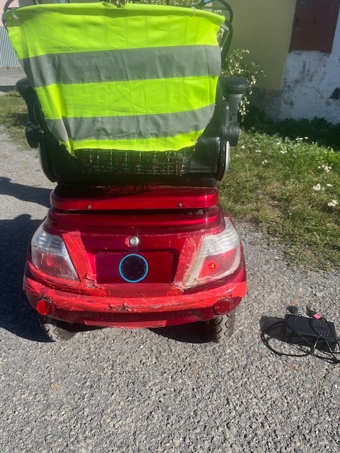 Elektrická invalidní tříkolka - 2