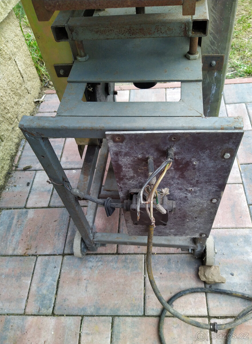 Hoblovka s protahem - domácí výroba - Levně - 2