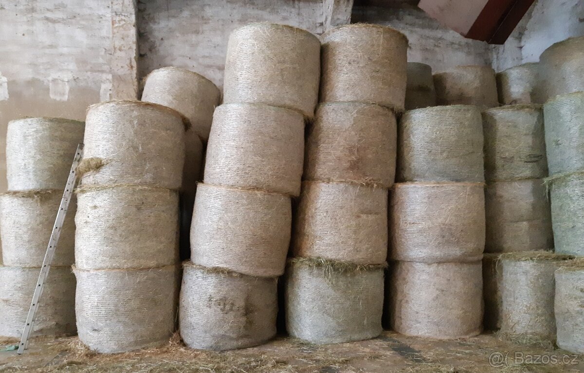Seno balíky - 2