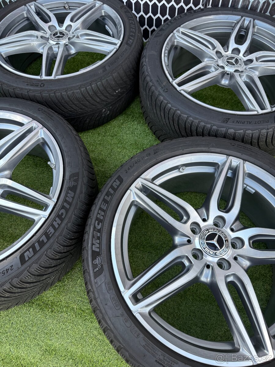 Mercedes E-CLASS W213 - ORIGINÁLNÍ AMG ZIMNÍ SADA - 2