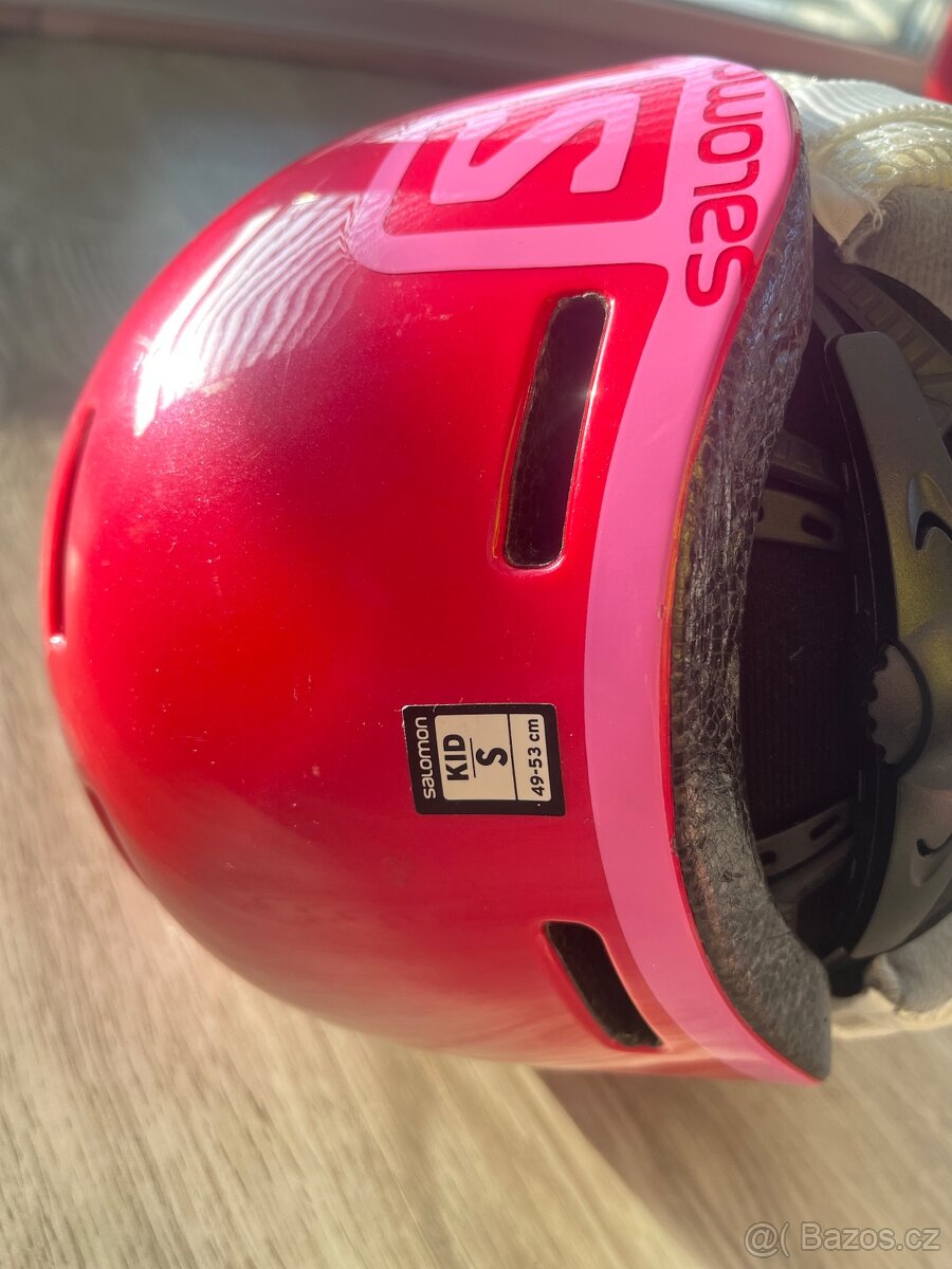 Prodám lyžařskou helmu dívčí S - 2