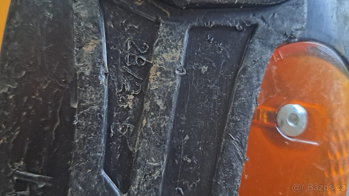 Přeskáče na lyžování 28-28,5 - 2