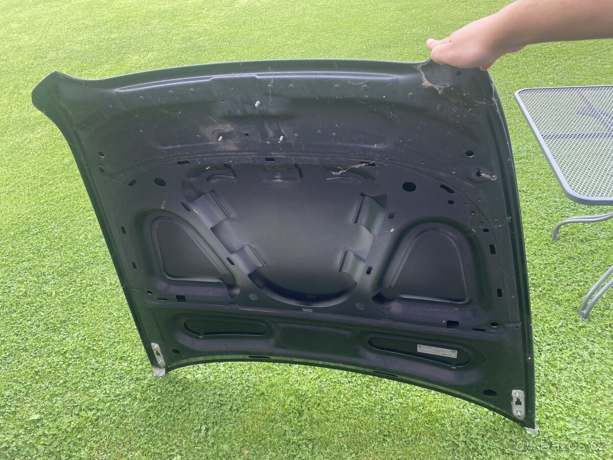 Kapota A6 C6 4F 2009 - 2