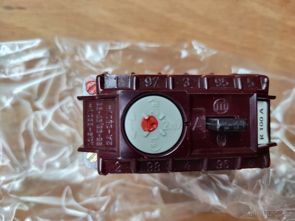 Jistící nadproudové relé R100 - 2