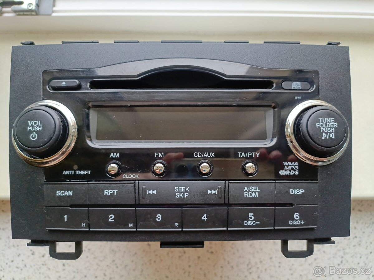 Autorádio Honda CR-V třetí generace - 2