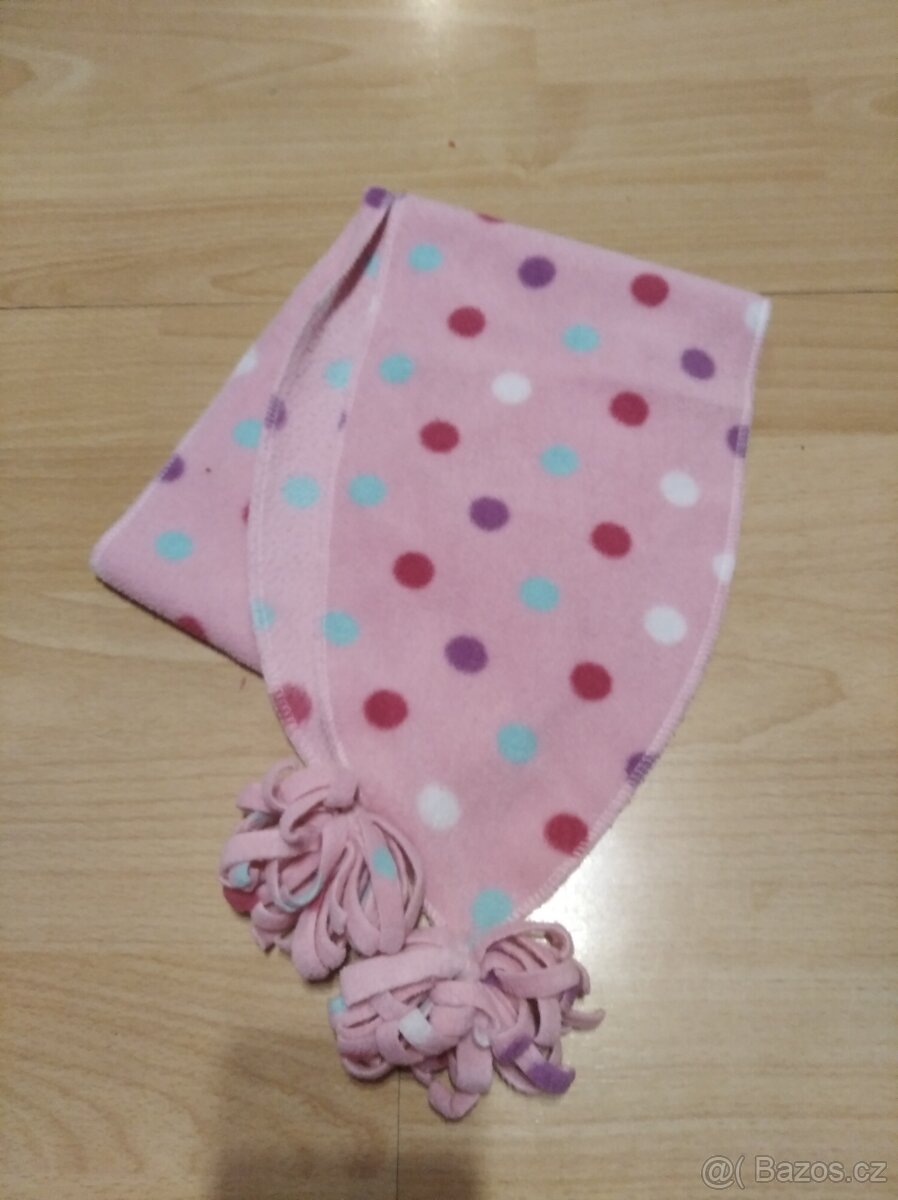 Čepice a šály - 2