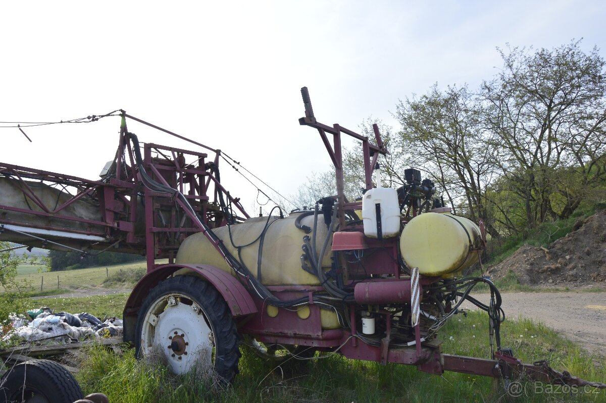 Postřikovač Hardi Twin 2400 - 2