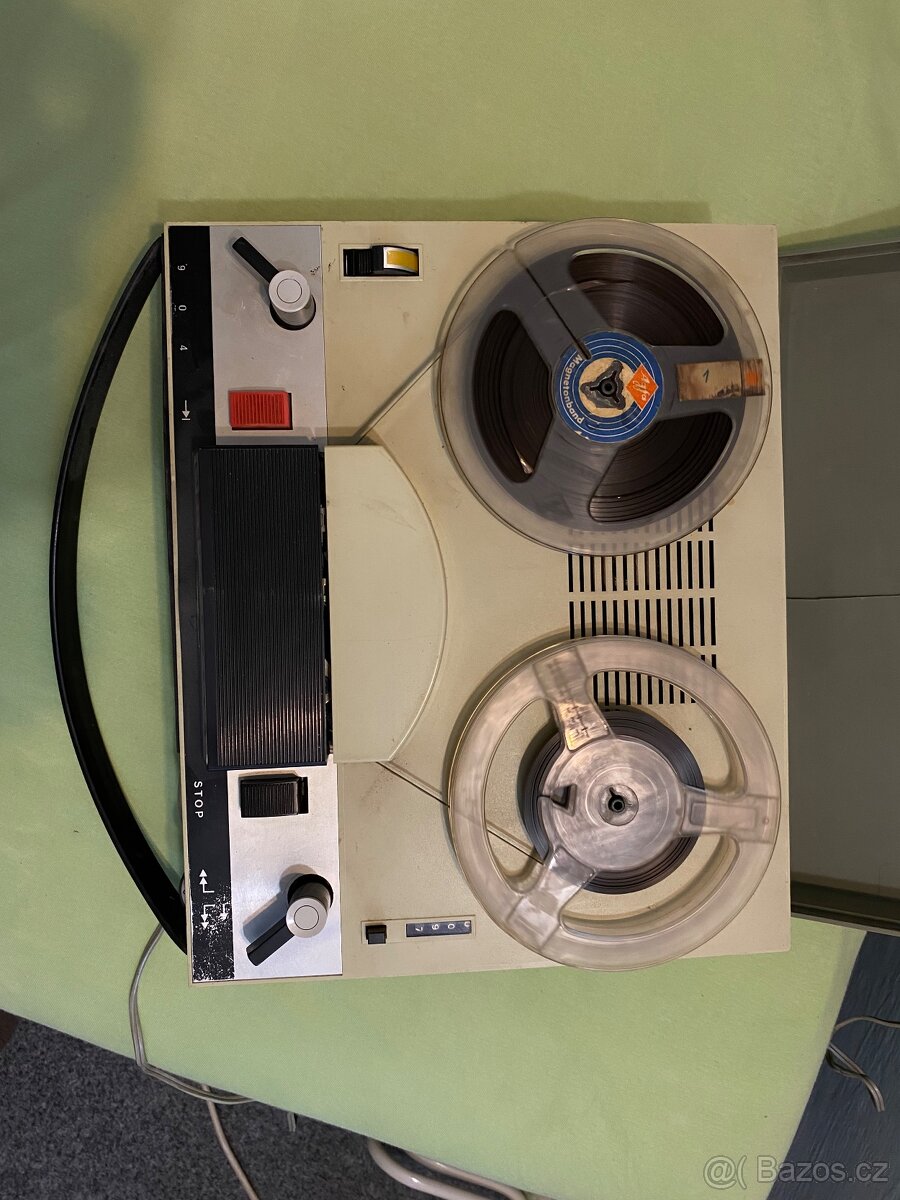 Kotoučový magnetofon TESLA B5 + mikrofon - 2