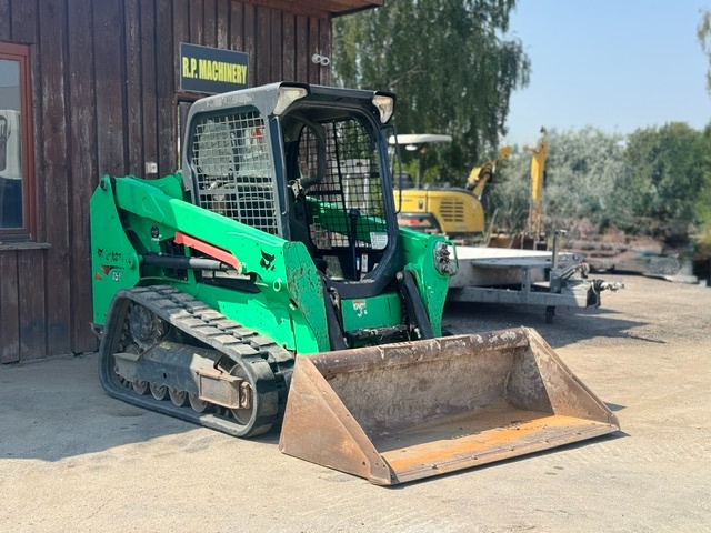 Smykový pásový nakladač Bobcat T550 - 2