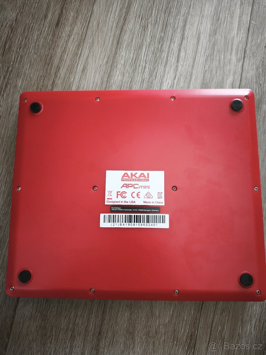 MIDI kontrolér Akai APC Mini (MK1) - 2