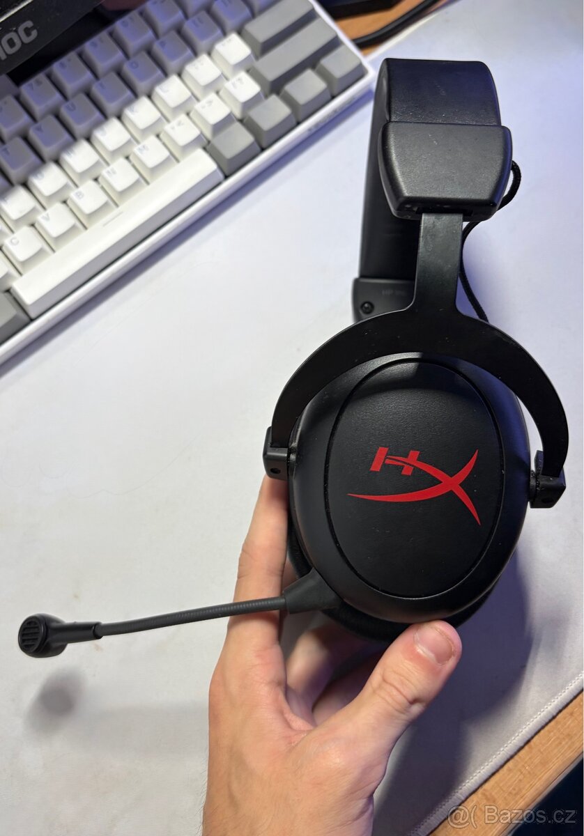 Herní sluchátka Hyperx Cloud V2 (bezdrátová) - 2