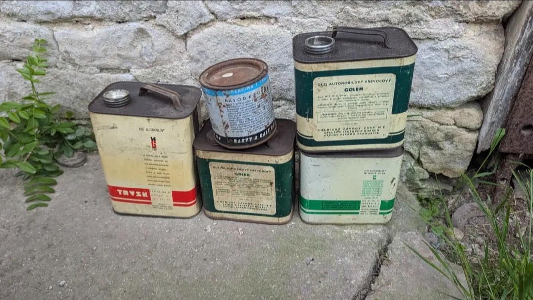 Prodám staré plechovky - 2
