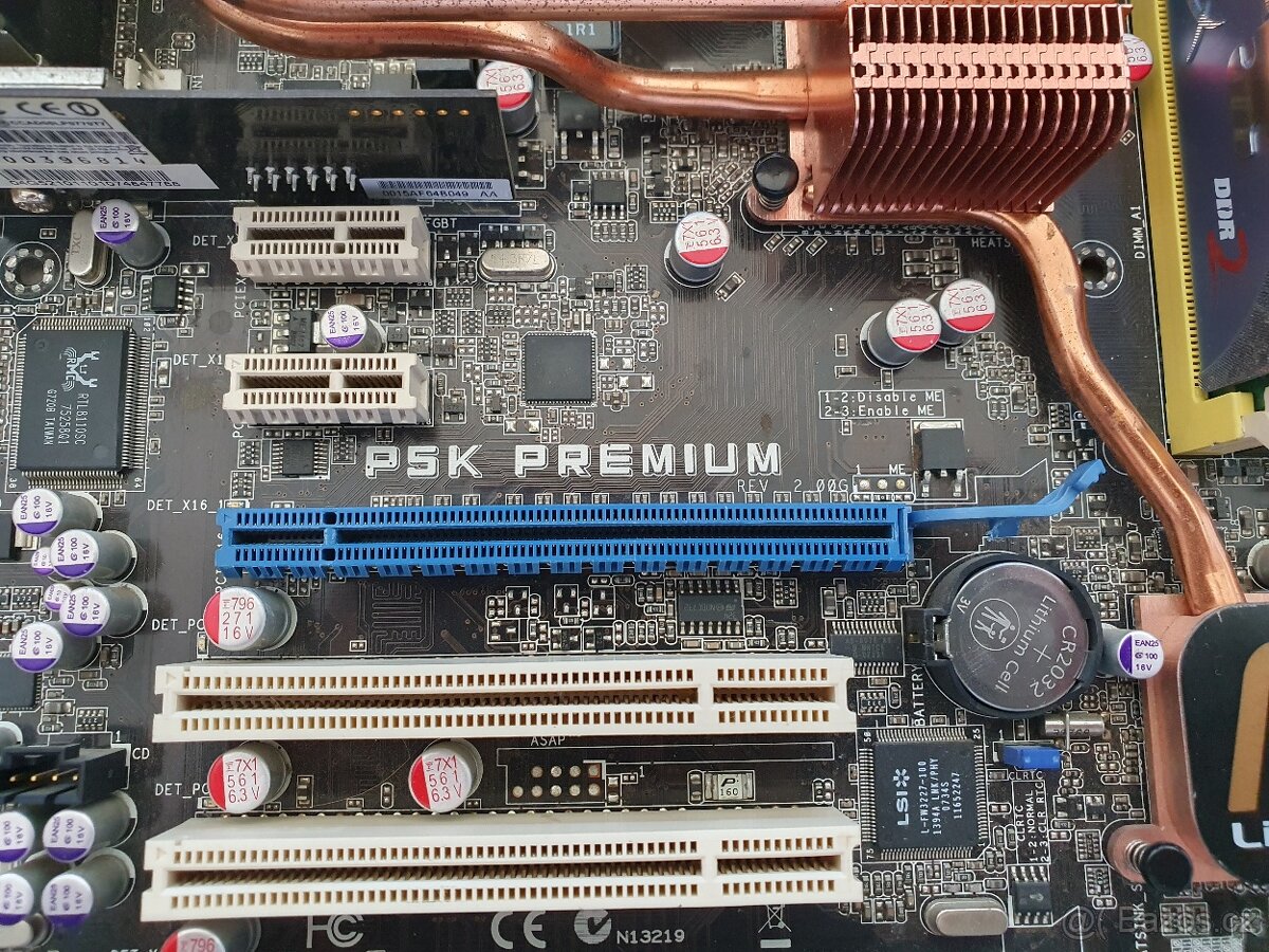 ASUS P5K Premium + E8400 s funkční wifi a 4gb ddr2 - 2