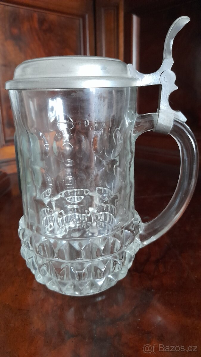 Skleněný korbel "Löwenbräu München" - 2