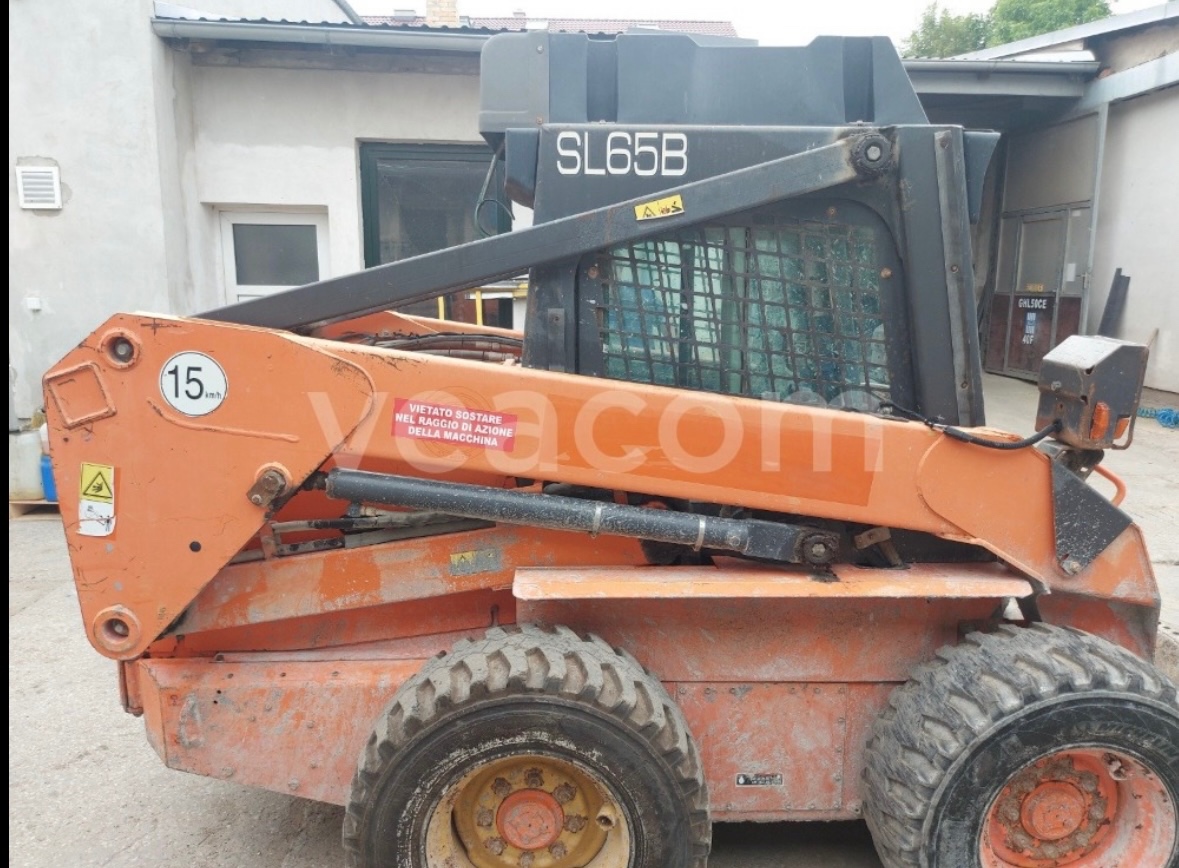 Čelní nakladač Kobelco SL 65 - 2