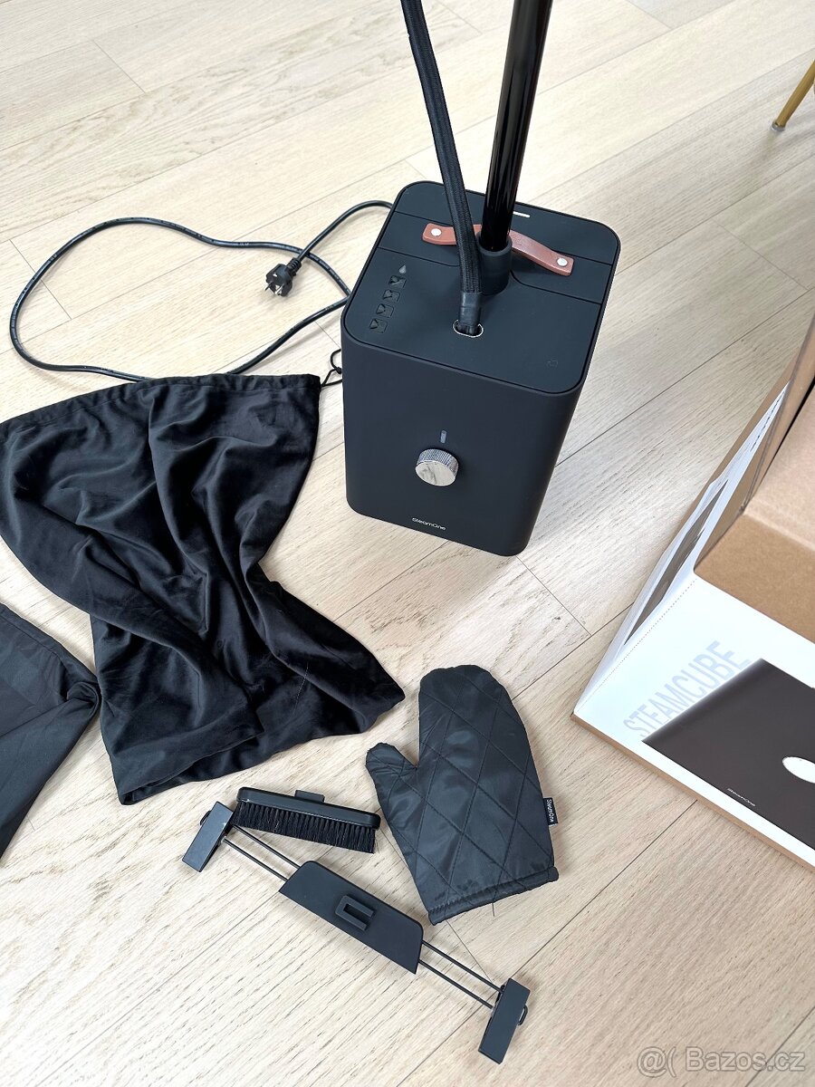 Napařovací žehlící systém SteamOne SteamCube, nový - 2