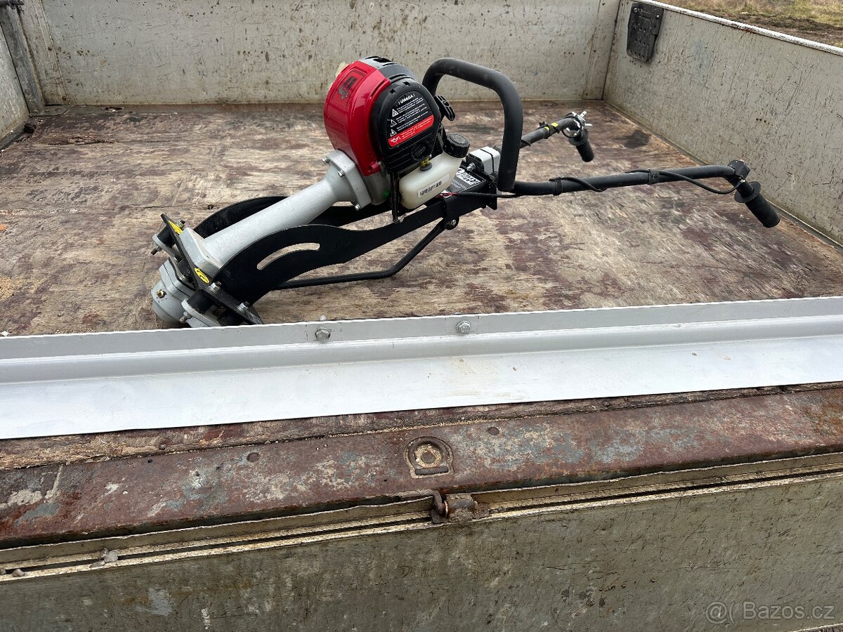 Benzinová vibrační lišta - 2
