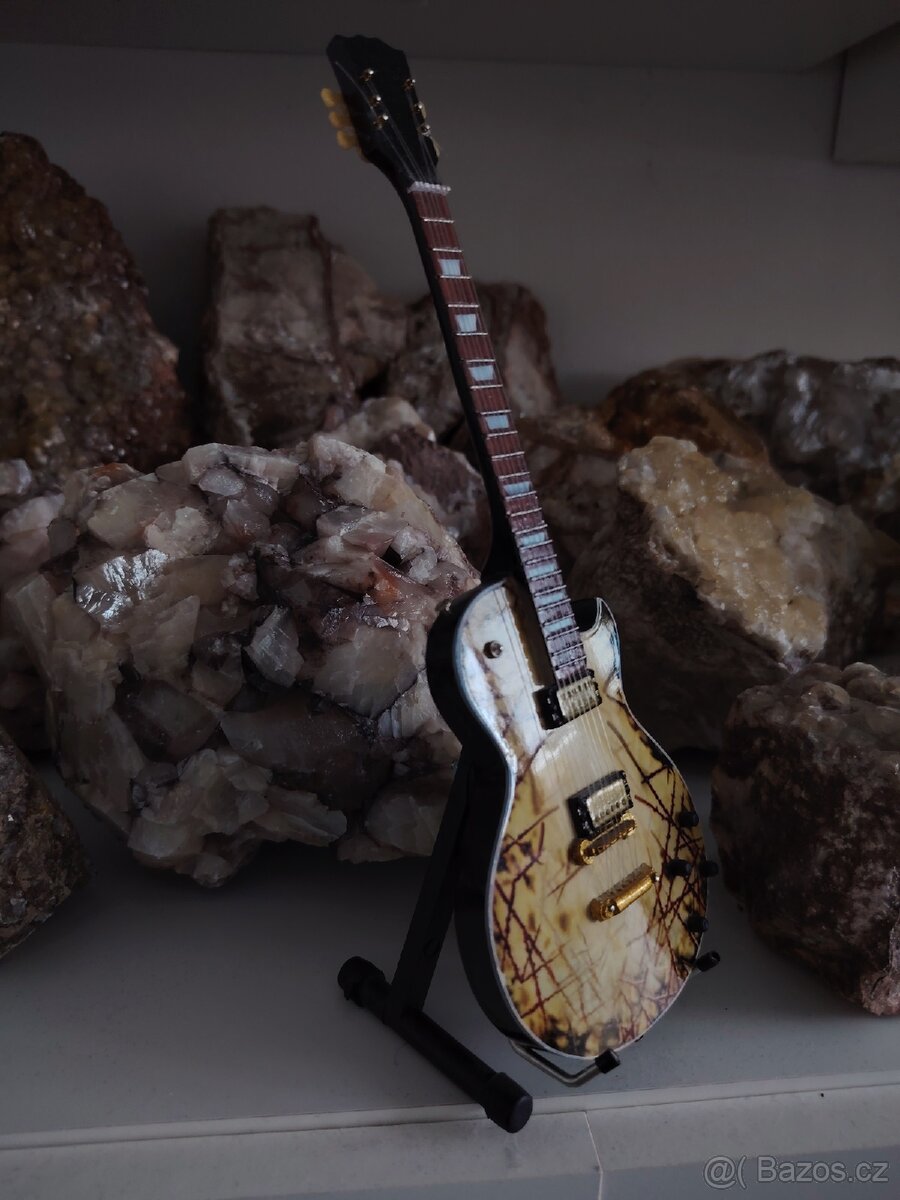Rammstein kytara - 2