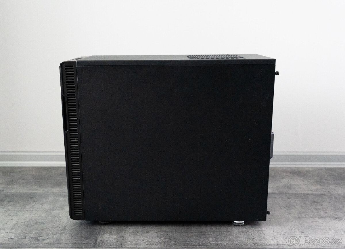 PC Ryzen 5800X, RTX 4070 - 2