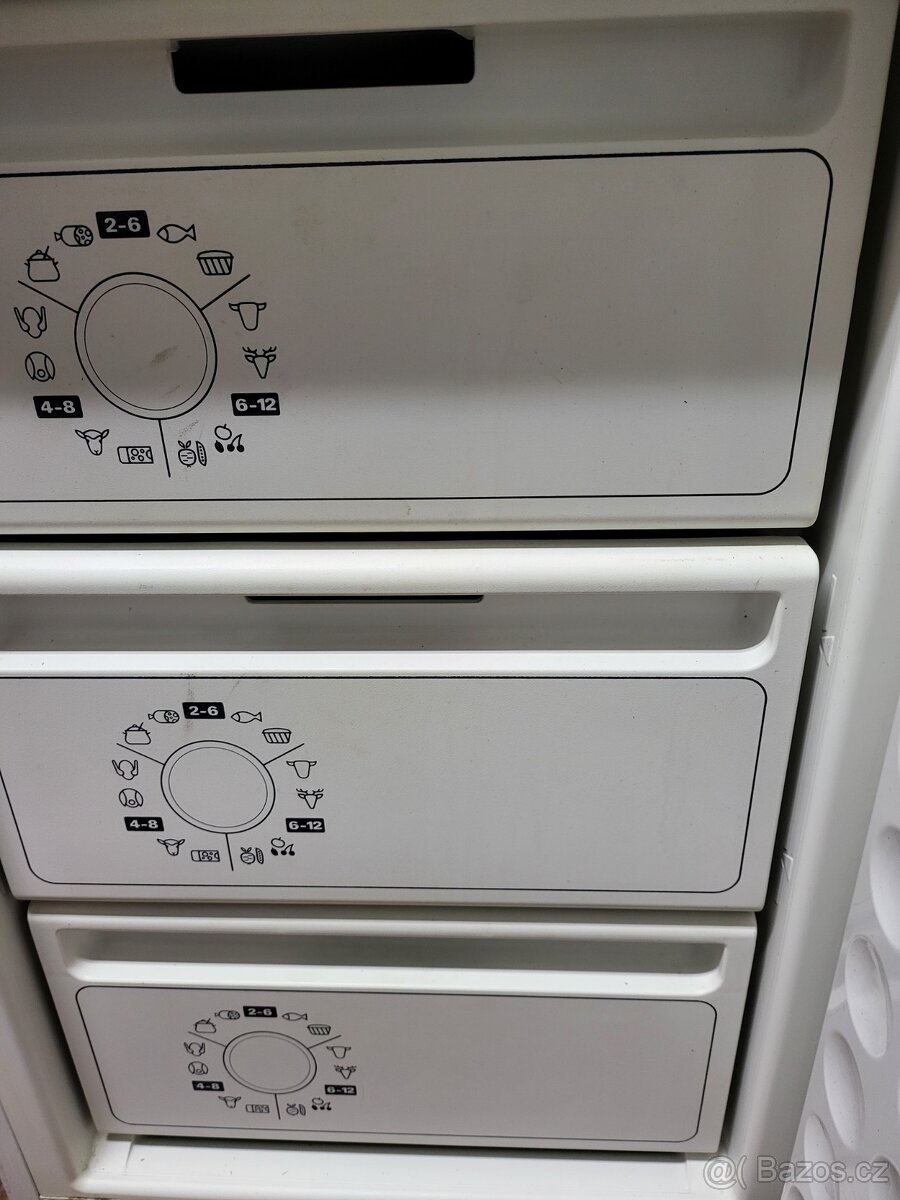 levný mrazák Siemens 110L - 2