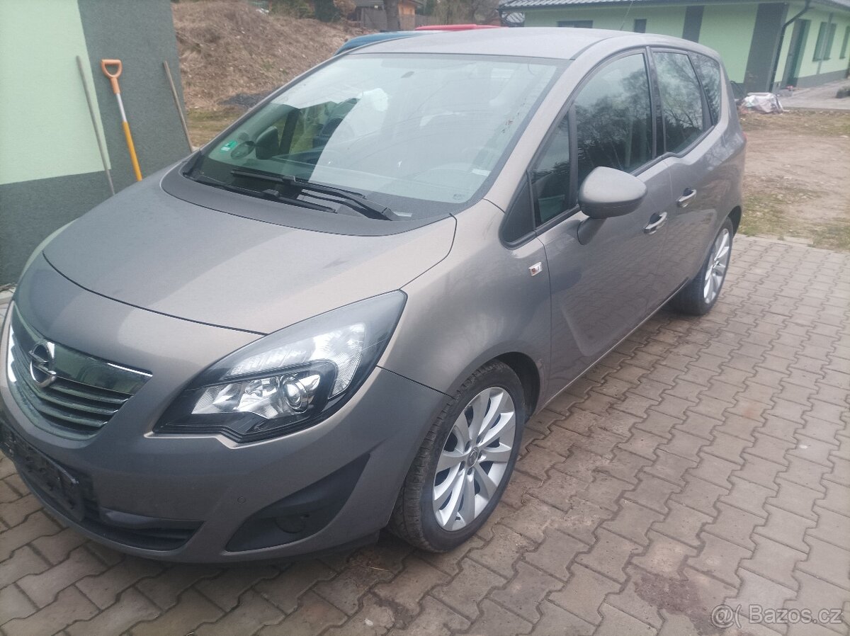 Opel Meriva 1,4 benzin turbo 2011 - 2