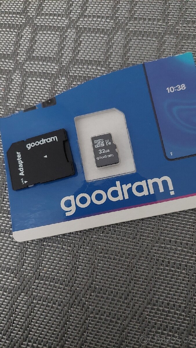 Paměťová karta 32GB - 2