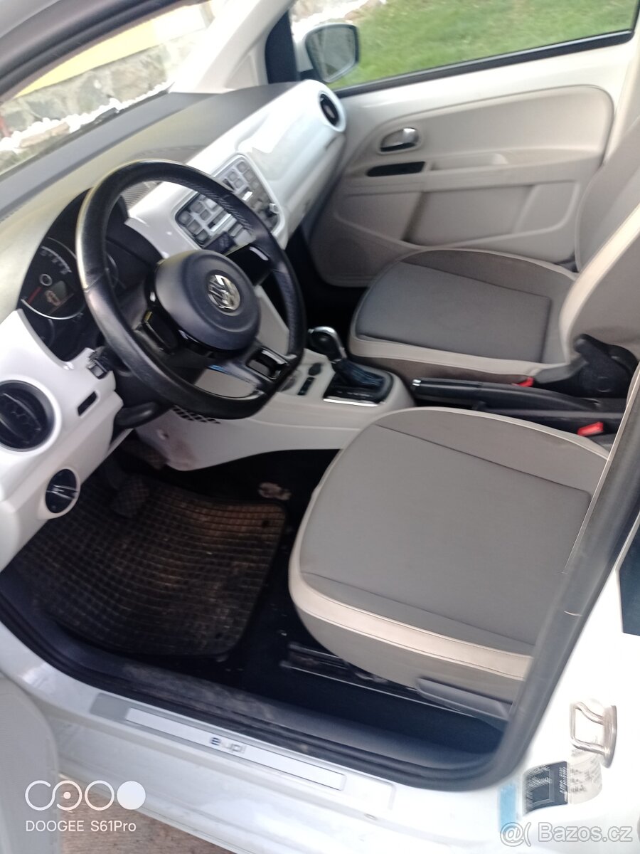 VW e-up - 2